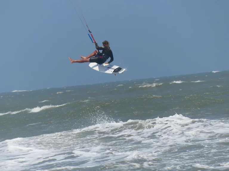 Advanced kitesurfing tricks